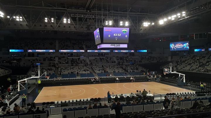 U16国少换帅或让土帅接手 足协及时拨乱反正（封面配图）